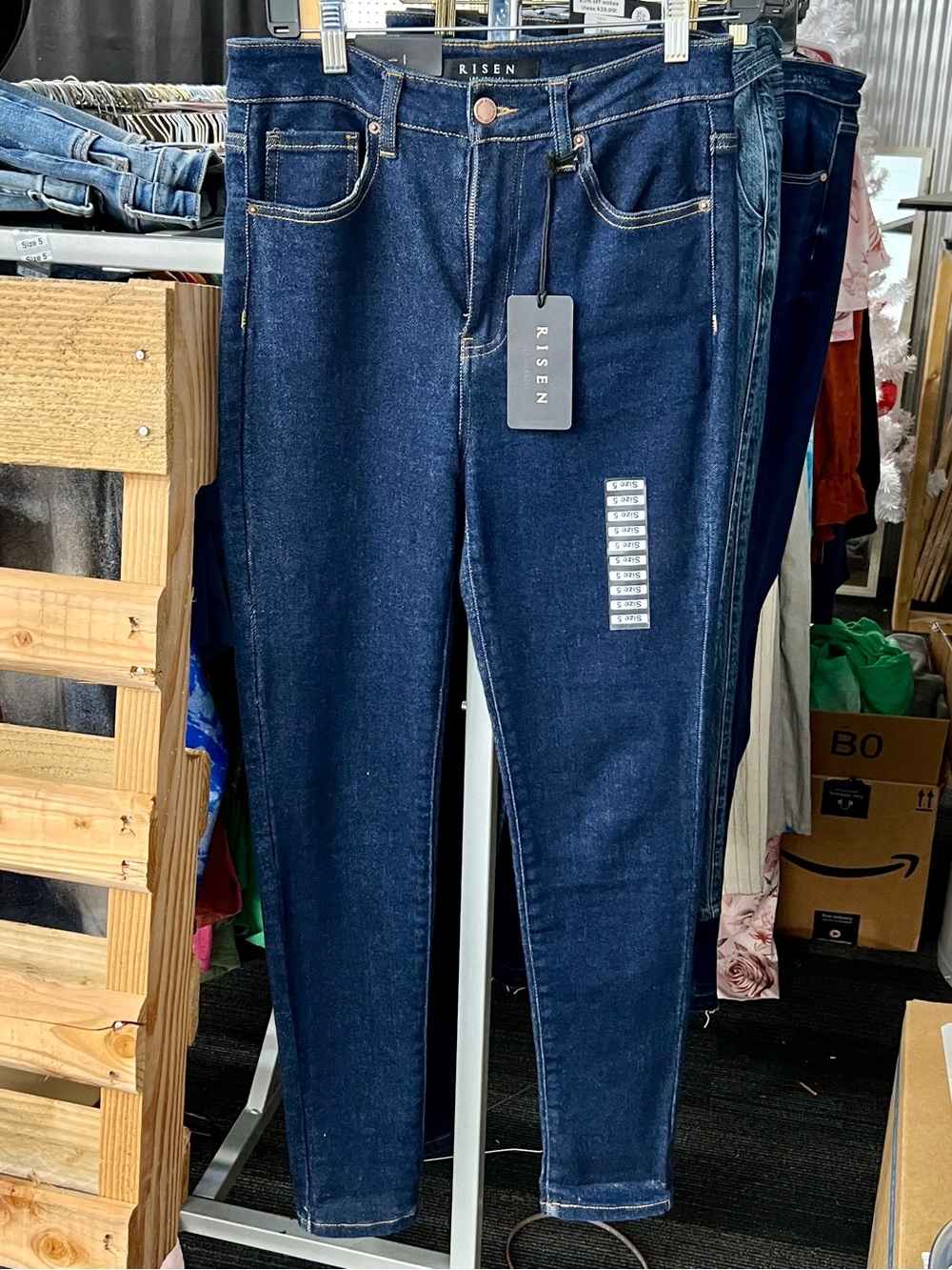 Risen Women's Skinny Jeans in Dark Blue